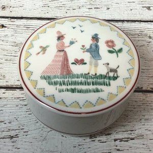 Vintage Villeroy Boch American Sampler trinket box